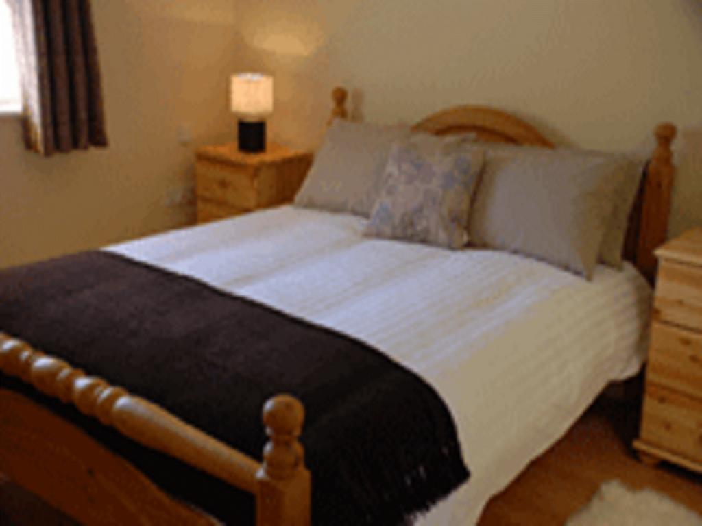 Hawthorn House Guesthouse Кенмар Экстерьер фото